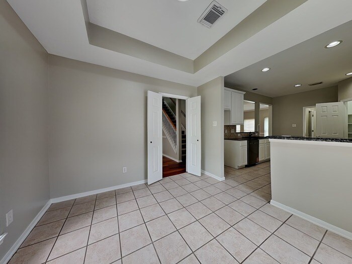 Building Photo - 15535 Downford Dr