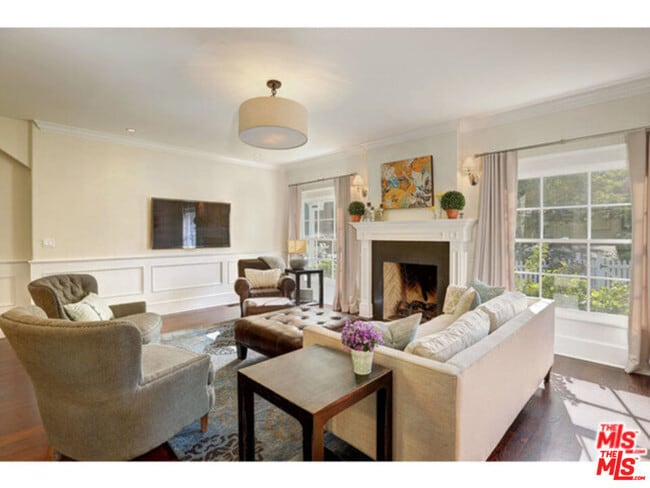 Building Photo - 334 Oceano Dr