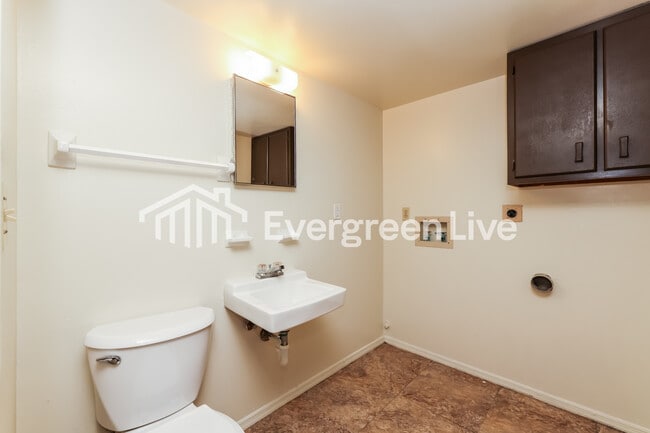 Building Photo - 7737 Mt Hood