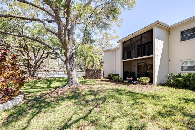 Building Photo - 820 Patricia Ave