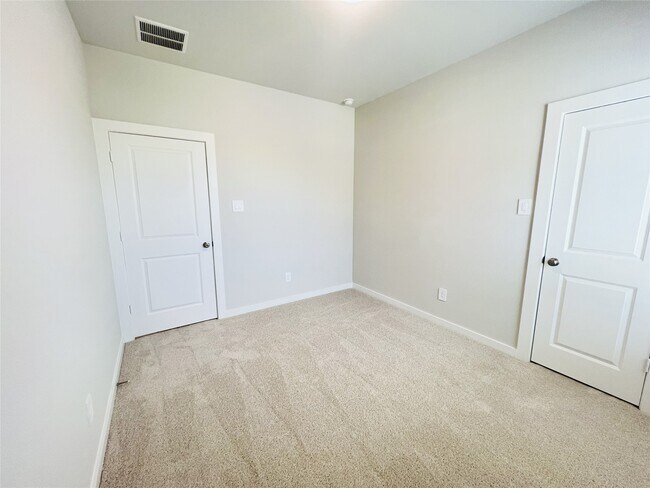 Building Photo - 29818 Ellwood Ln