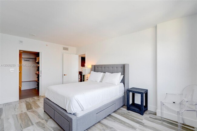 Building Photo - 90 Alton Rd