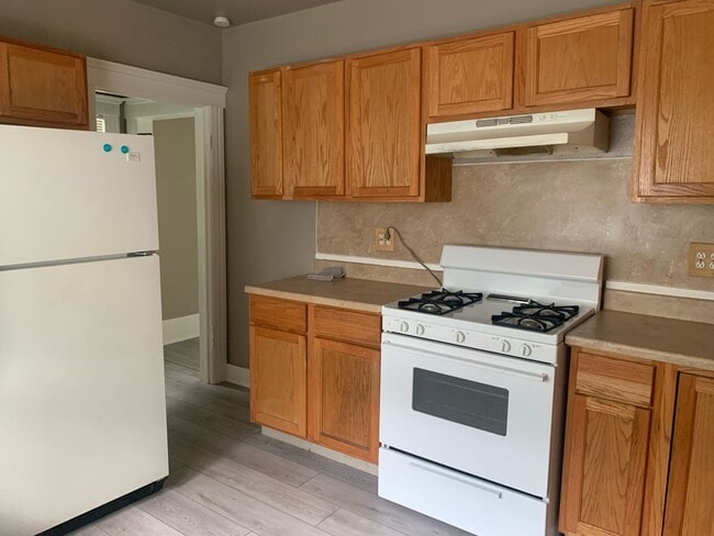Building Photo - Remodeled Home ***Move-In Special FREE Jan...