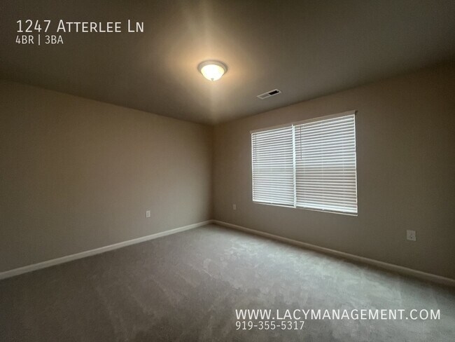 Building Photo - 1247 Atterlee Ln