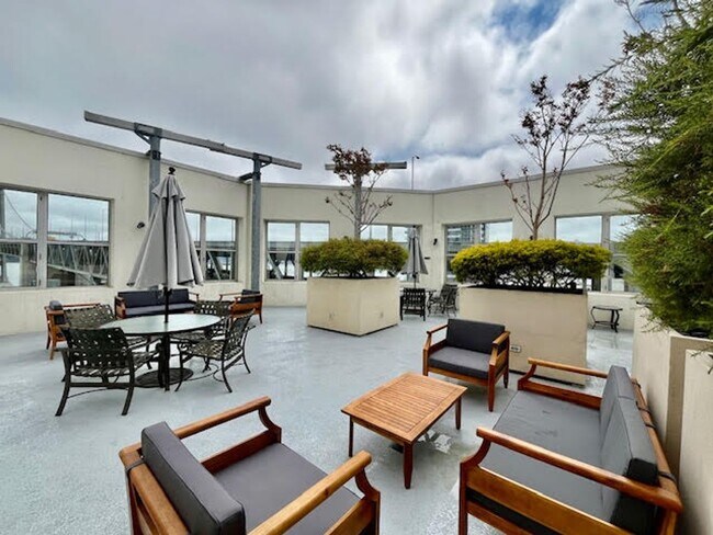 Building Photo - Perfect Blend of Elegance & Comfort at the...