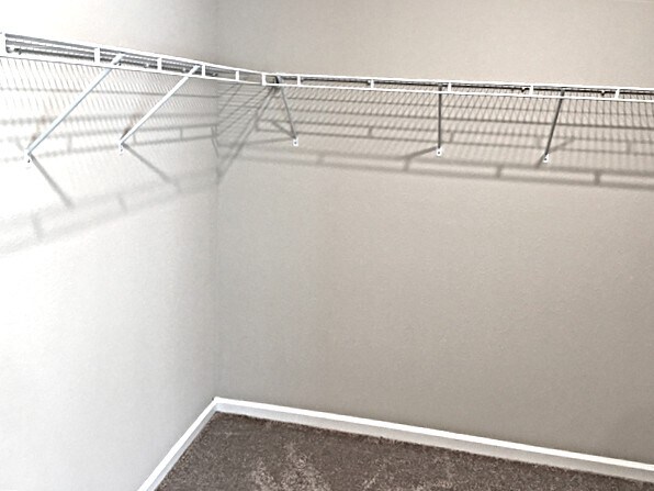 Building Photo - 144 Athens Dr