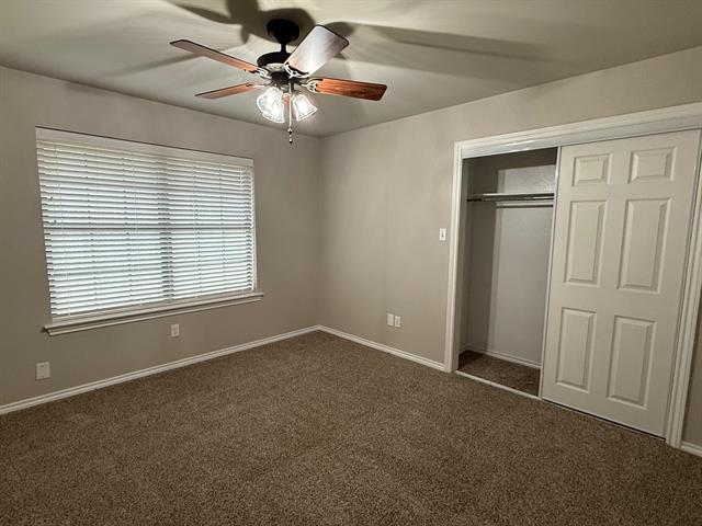 Building Photo - 318 Shade tree St