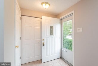 Building Photo - 3348 Raccoon Ct