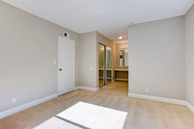 Building Photo - 1347 Sage Hill Rd
