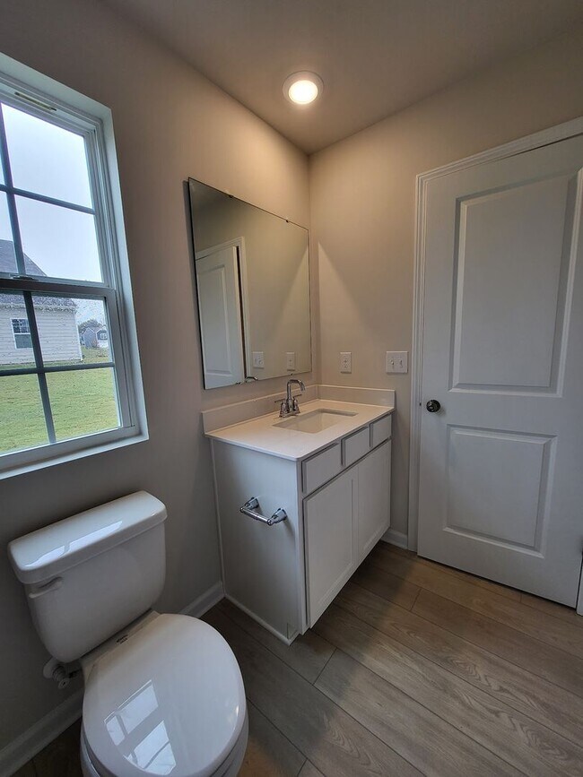 Building Photo - Stunning 5BR/3BA Home located in Statesville