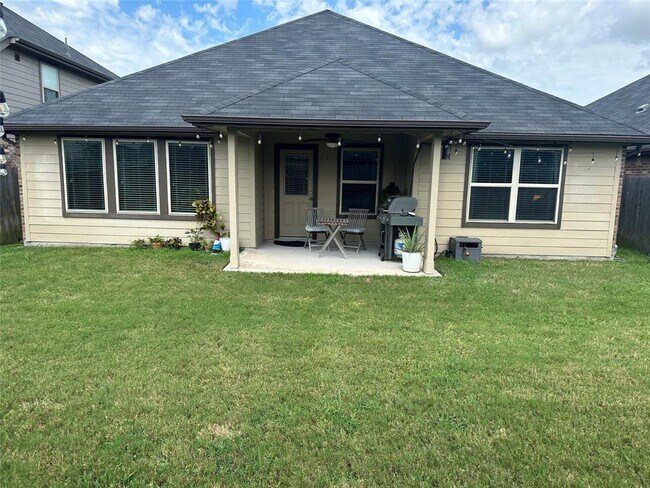 Building Photo - 12531 Lake Portal Dr