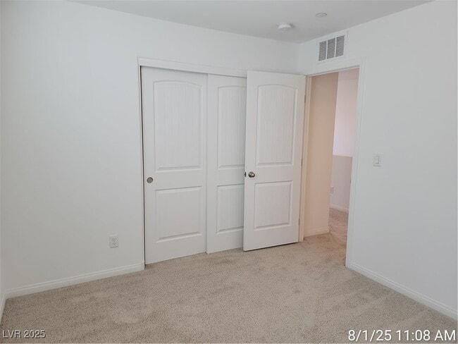 Building Photo - 420 Desert Cadence St