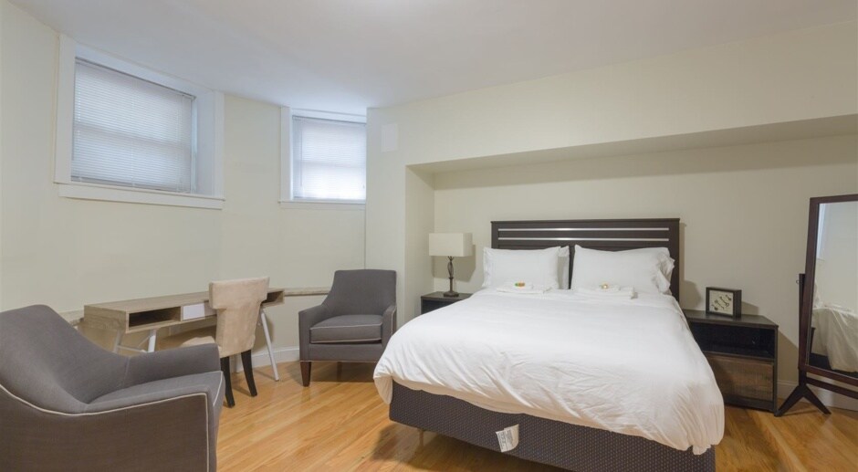 Building Photo - 41 Bay State Rd