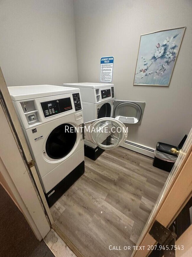 Building Photo - 46 Baker St