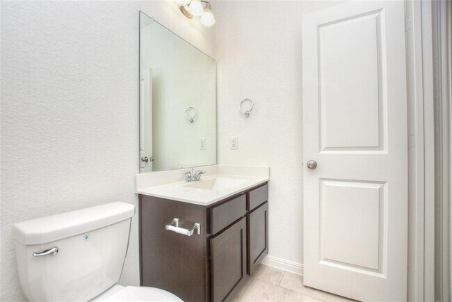 Building Photo - 1449 Morning View Rd