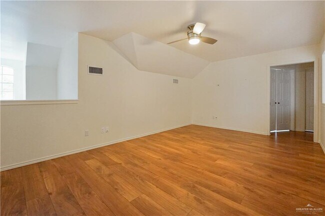 Building Photo - 312 Condor Ave