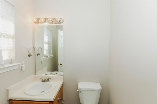 Building Photo - 6468 Wellington Chase Ct