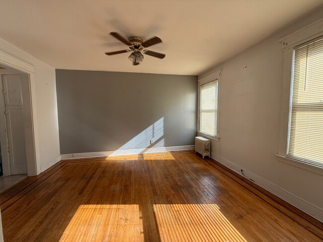 Building Photo - 225 3rd Ave
