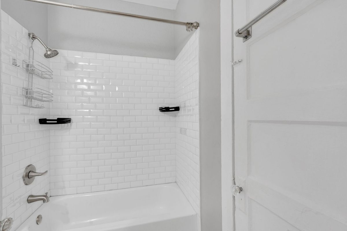 Building Photo - 1720 Independence St