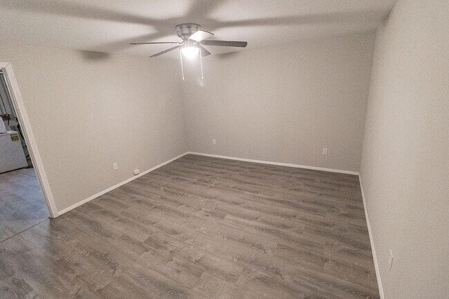 Building Photo - 1219 Player Pl