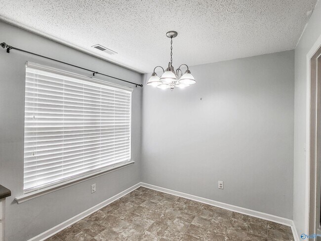 Building Photo - 157 Garden Brook Dr