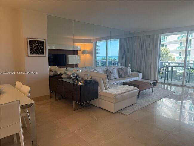 Building Photo - 10275 Collins Ave