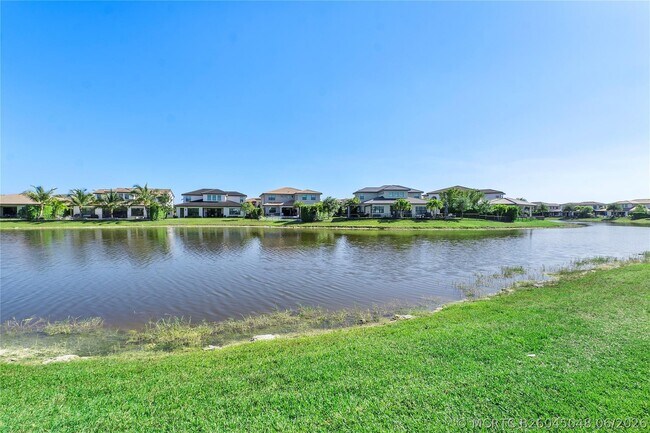 Building Photo - 11036 Meridian Dr N