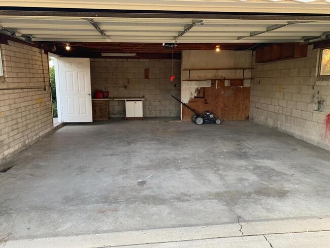 Building Photo - 1766 W 6020 S