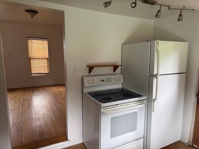 Building Photo - 1238 2nd St