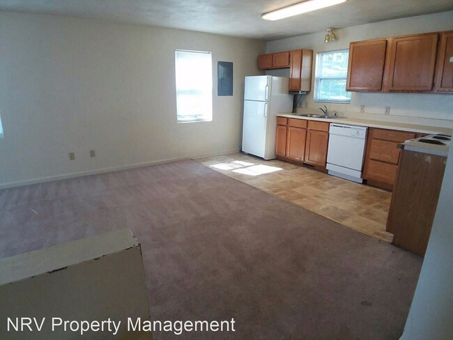 Building Photo - 4 br, 2 bath House - 609 Howe Street