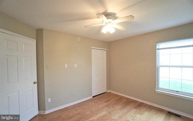 Building Photo - 2607 Virginia Ln