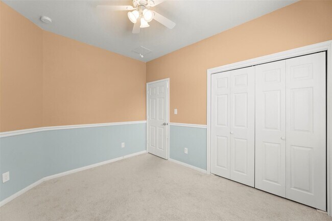 Building Photo - 5531 Drumlin Field Way