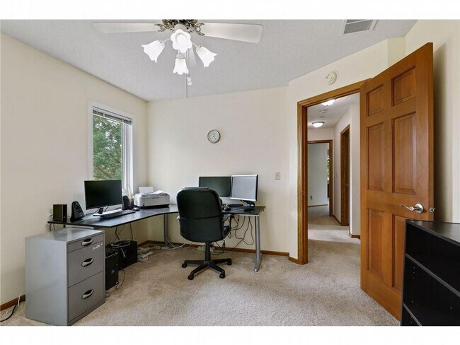 Building Photo - 3317 Oxford Alcove