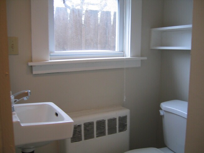 Building Photo - 50 3rd Ave