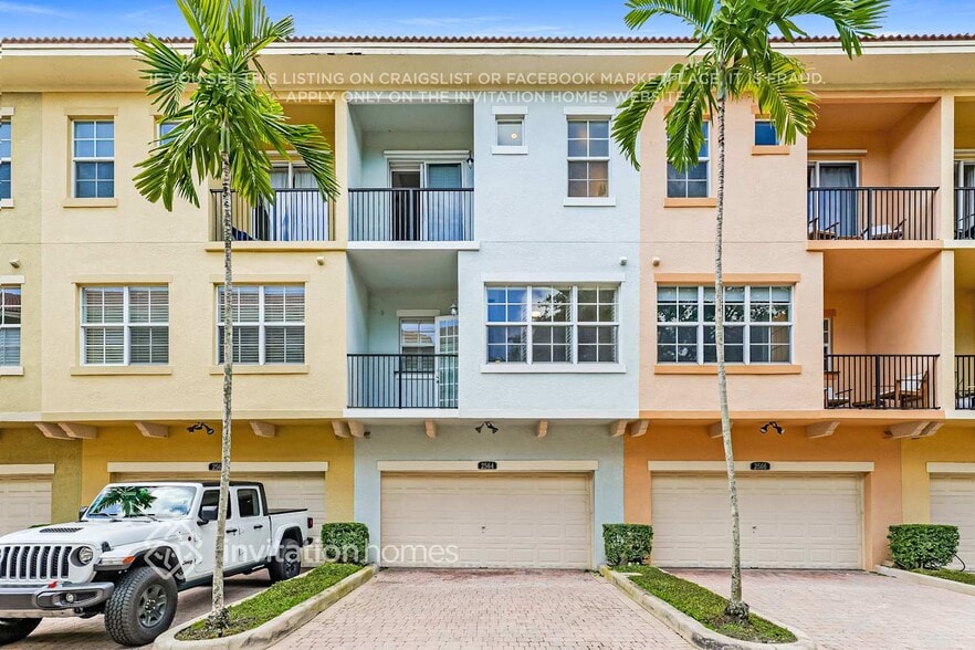 Building Photo - 2564 Gardens Pkwy