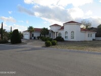 Building Photo - 1806 W Sunset Dr