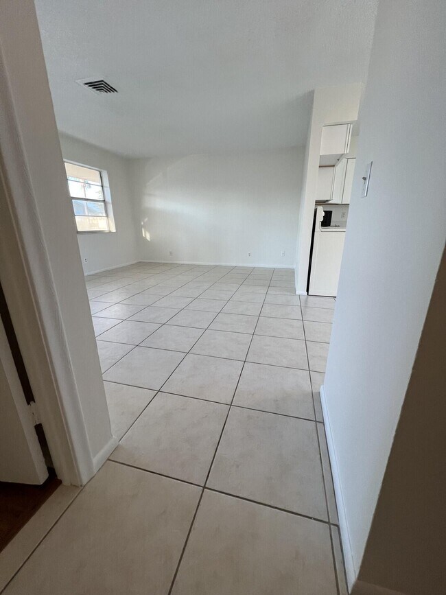 Building Photo - 2845 Duke Ln