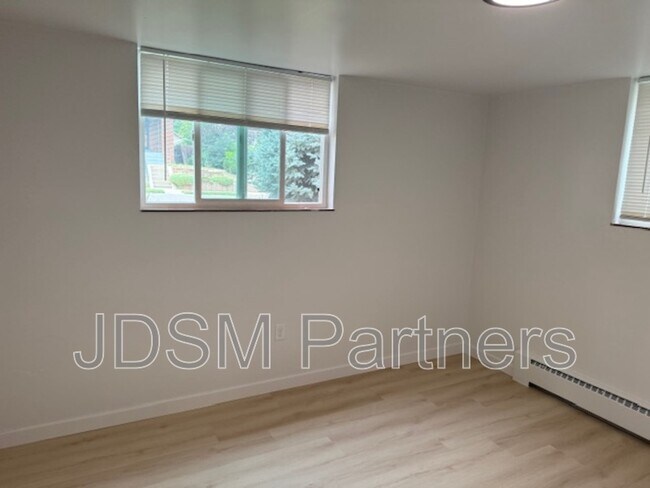 Building Photo - 1046 Harrison St