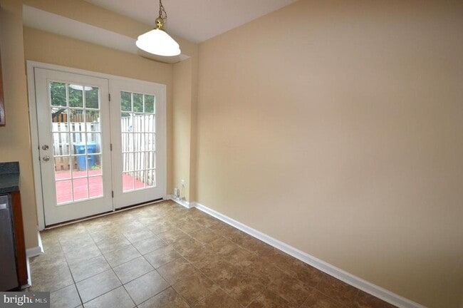 Building Photo - 21081 Pickerelweed Terrace