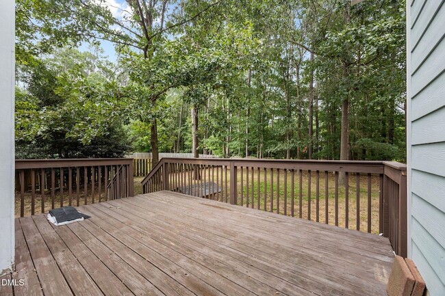 Building Photo - 2837 Tryon Pines Dr