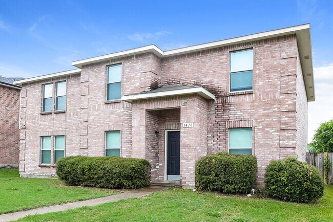 Building Photo - 1416 Daisy Dr