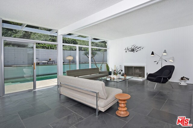 Building Photo - 3433 Shernoll Pl