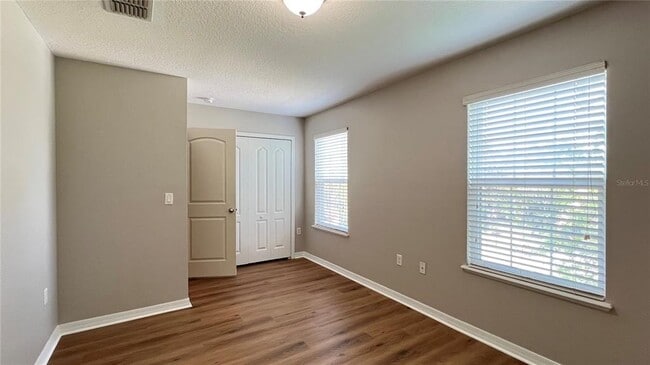 Building Photo - 3840 Ryegrass St