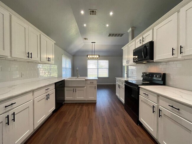 Building Photo - 13004 Chadbrooke Pl