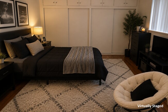 Interior Photo - 11811 Beverly
