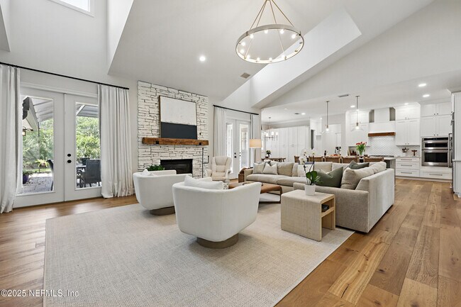 Building Photo - 24601 Deer Trace Dr