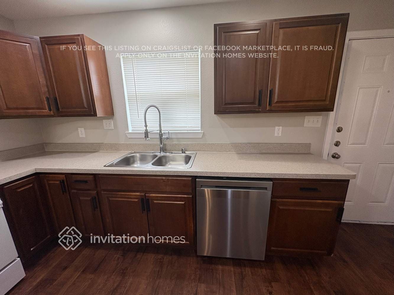 Building Photo - 304 Ross