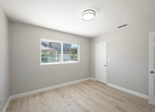 Building Photo - 6945 Saranac St