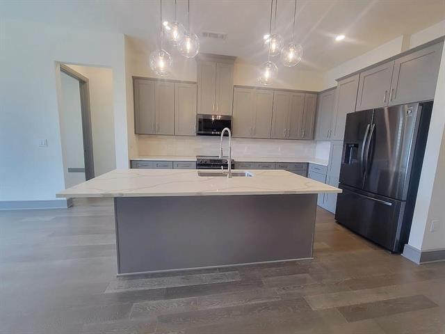 Building Photo - 2700 Old Denton Rd