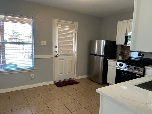 Building Photo - 13033 Jelly Palm Trail